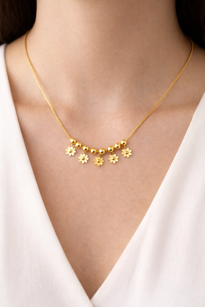 Daisy Charm Necklace