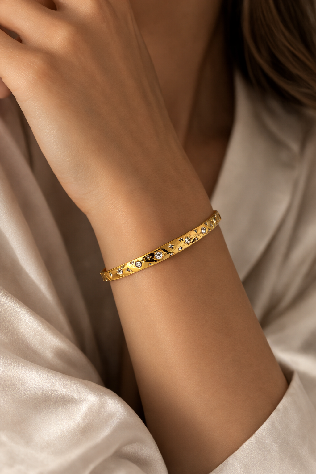 Dainty Spark Bangle