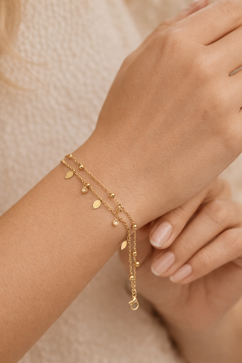 Delicate Leaf Chain Bracelet