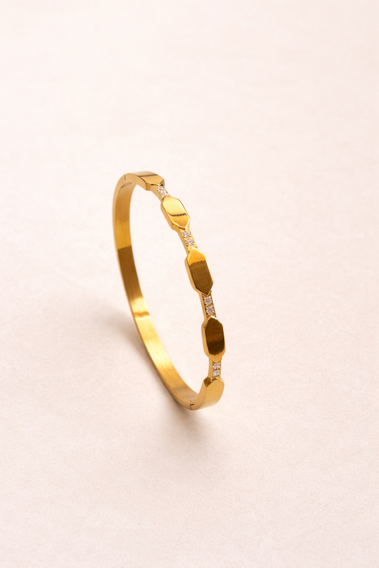 Oria Facet Gold Bangle