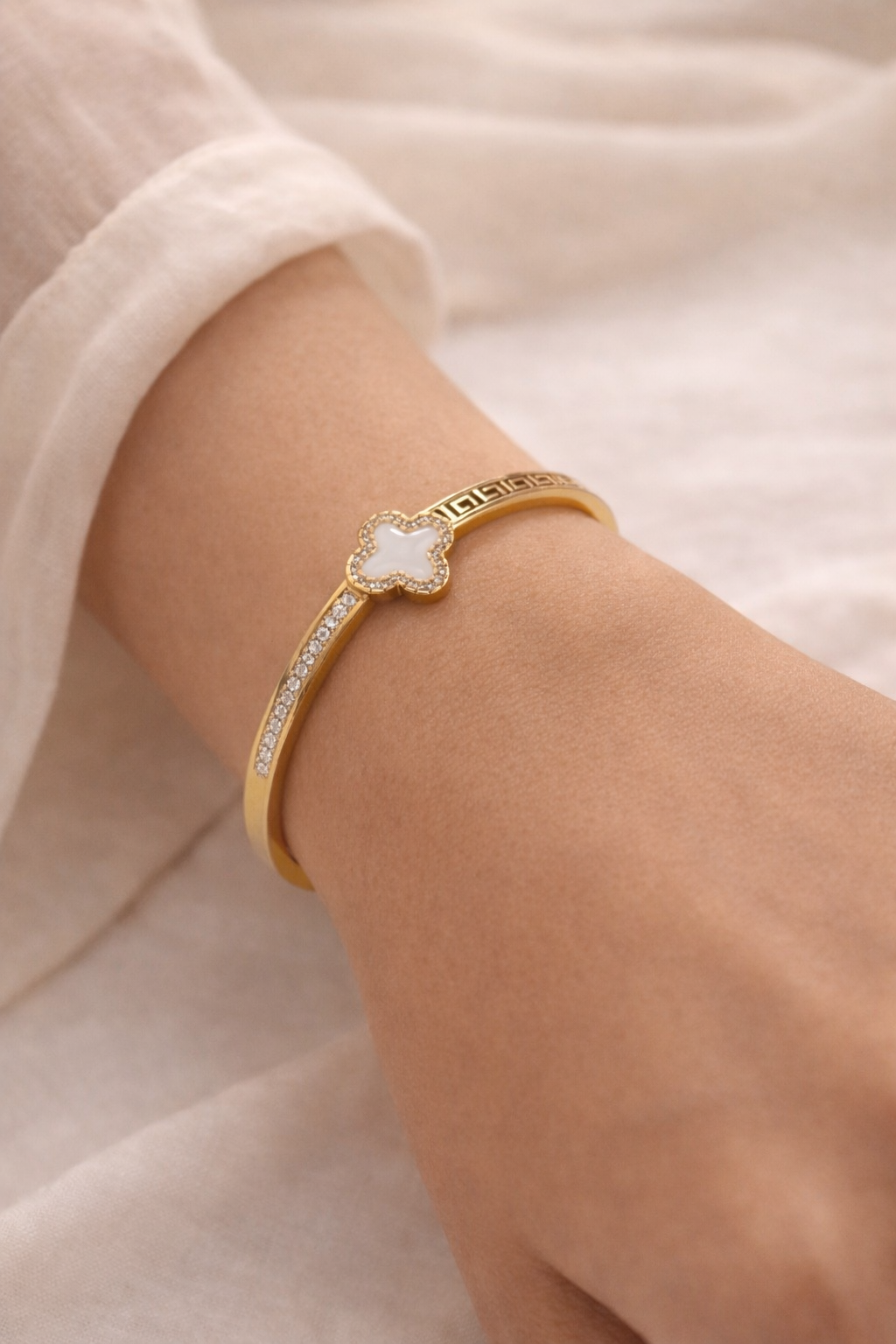Mira Clover Cuff Bracelet(S)